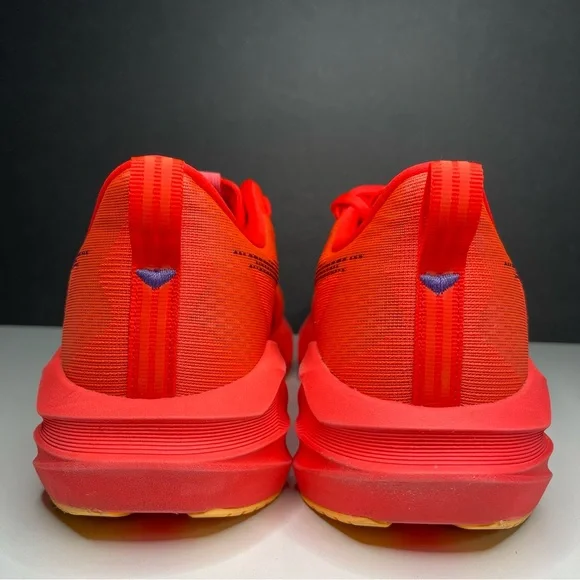 Asics Novablast 5 Flash Red/Edo Purple Mens size 9.5 - Picture 7 of 11